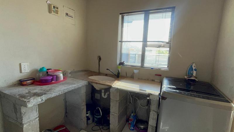 2 Bedroom Property for Sale in Mfuleni Western Cape